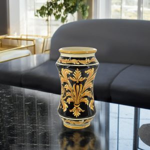 Vaso albarello h 25 ornato fondo nero