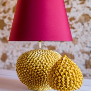 Lume palla a pigna h 20 senape (h43 c/paralume Ø35)