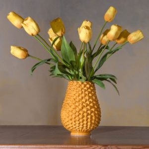 Vaso pigna panciuto h 25 senape