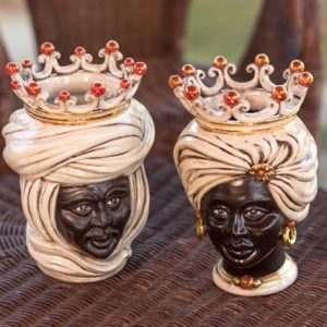 Testa h 20 tuareg con corona madreperla antichizzato oro e lustri maschio moro viso opaco