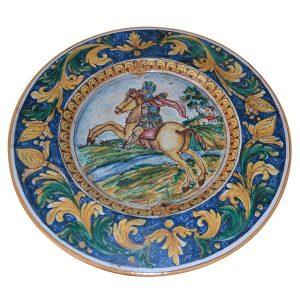 Piatto cap. prete Ø 35 c/cavaliere ornato calatino