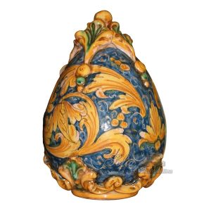 Uovo h 22 plastico sofia ornato fondo blu