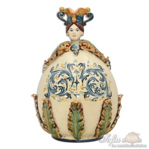 Uovo a personaggio femmina h 25 plastico sofia tricolore