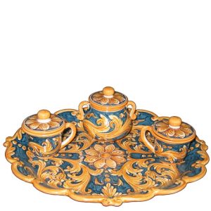 Set da Cucina 2 tazze + zuccheriera c/vassoio 33x30 ornato fondo blu