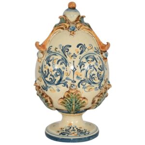 Uovo c/piede h 35 plastico sofia tricolore