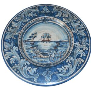 Piatto cap. prete Ø 35 c/veliero ornato mono blu