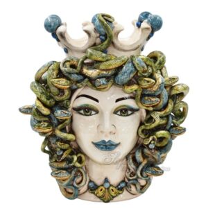 Testa h 38 medusa madreperla colorato perline blu